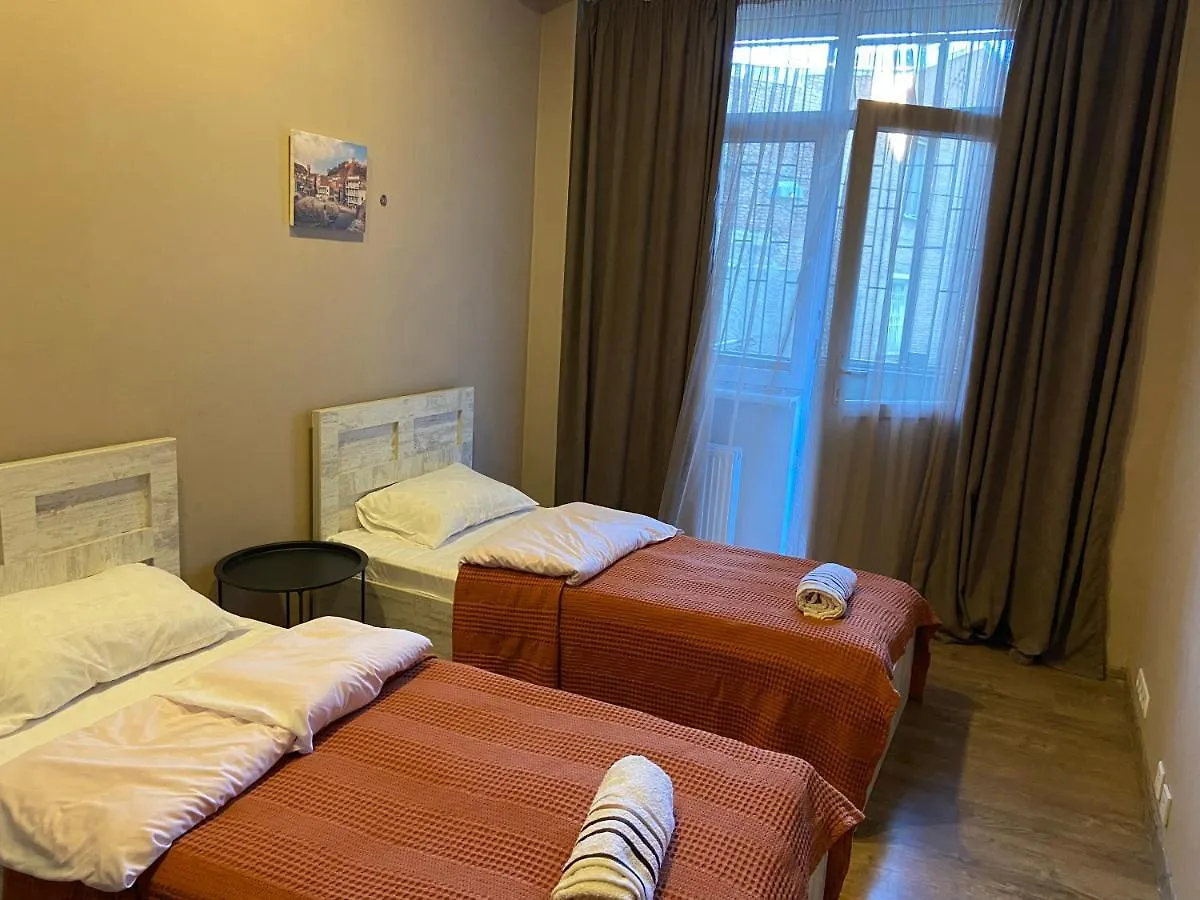 2-Bedroom Apartment On Historic Mtatsminda Тбилиси 0*,  Грузия