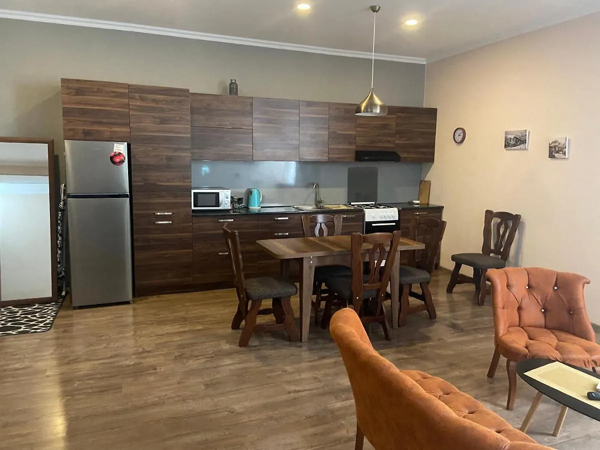 2-Bedroom Apartment On Historic Mtatsminda Тбилиси