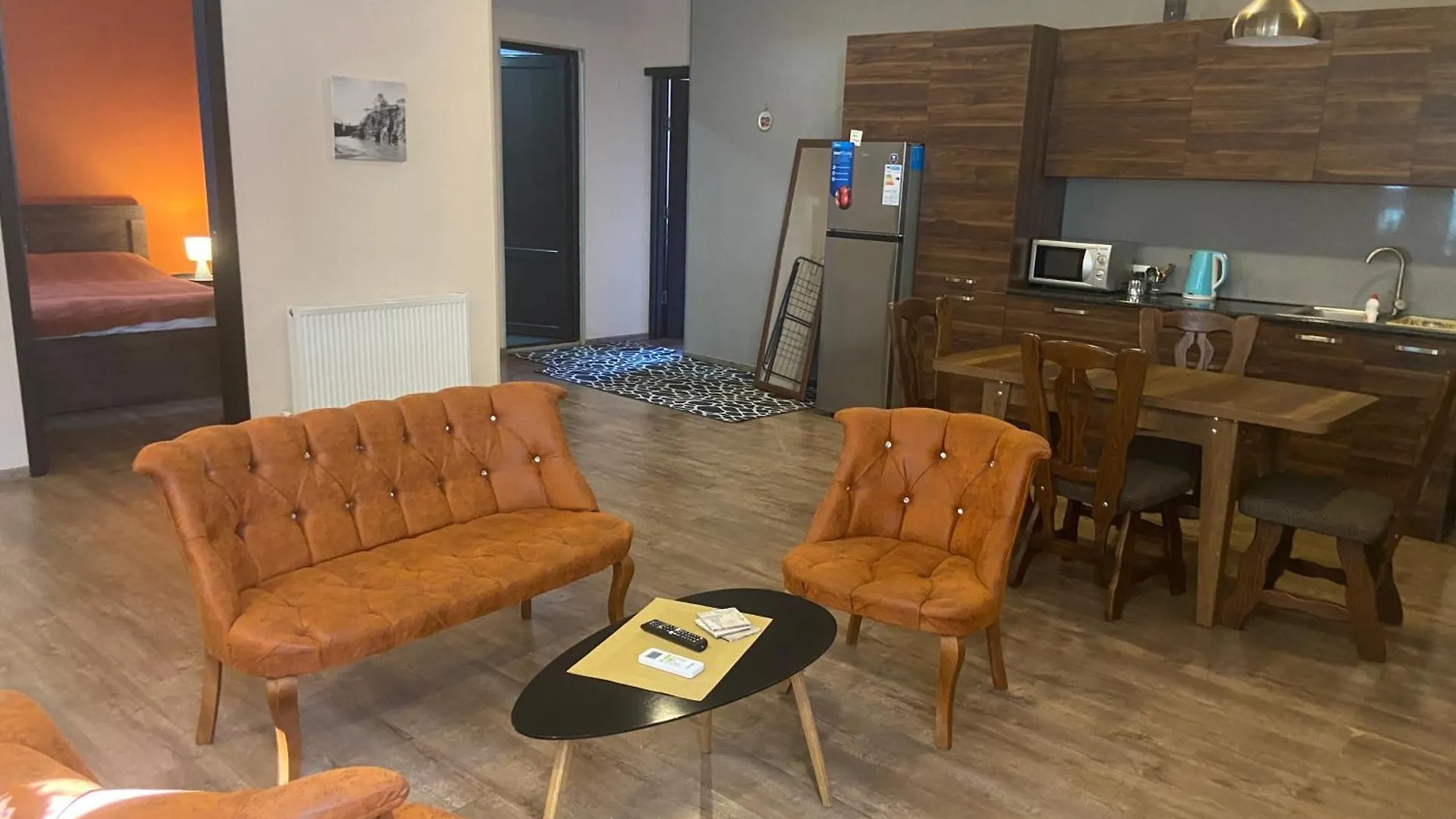 2-Bedroom Apartment On Historic Mtatsminda Тбилиси