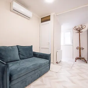 Апартаменты Old Town-booking, Тбилиси