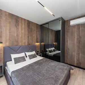 https://armjanskaya-6.hotels-of-kiev.com